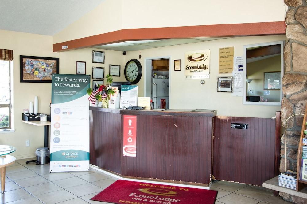 Econo Lodge Inn & Suites Hoquiam Buitenkant foto