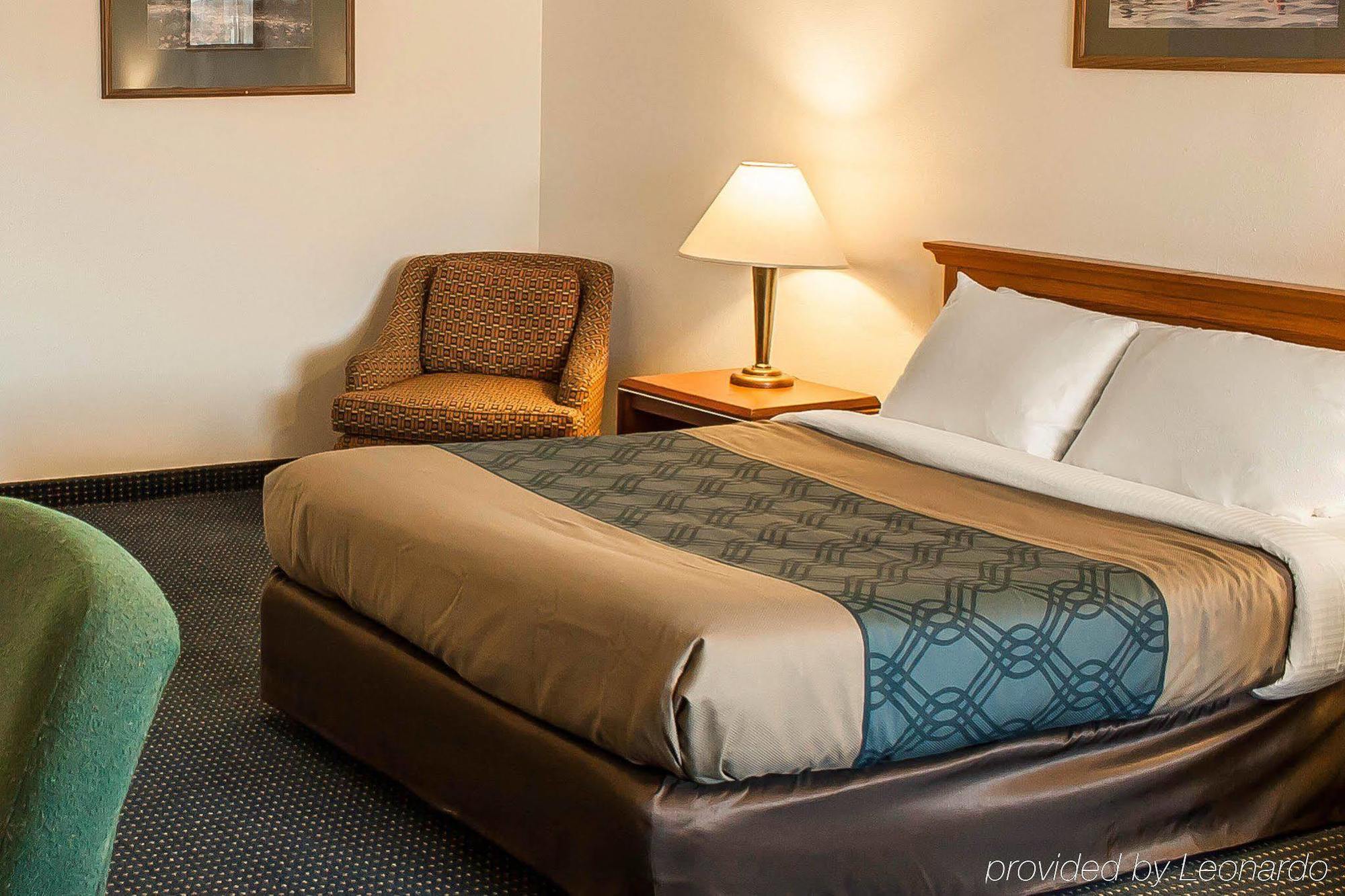 Econo Lodge Inn & Suites Hoquiam Buitenkant foto